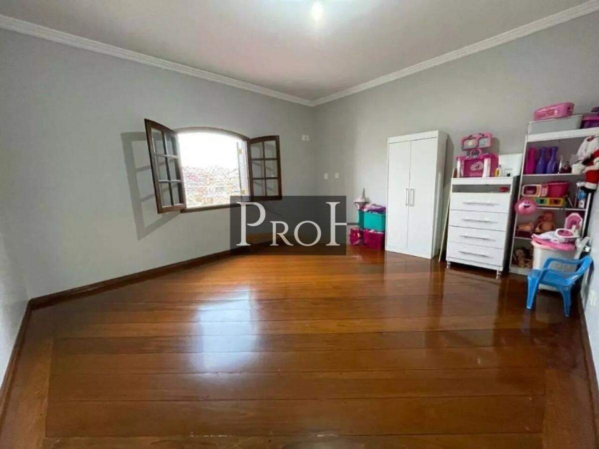 Sobrado, 3 quartos, 347 m² - Foto 8