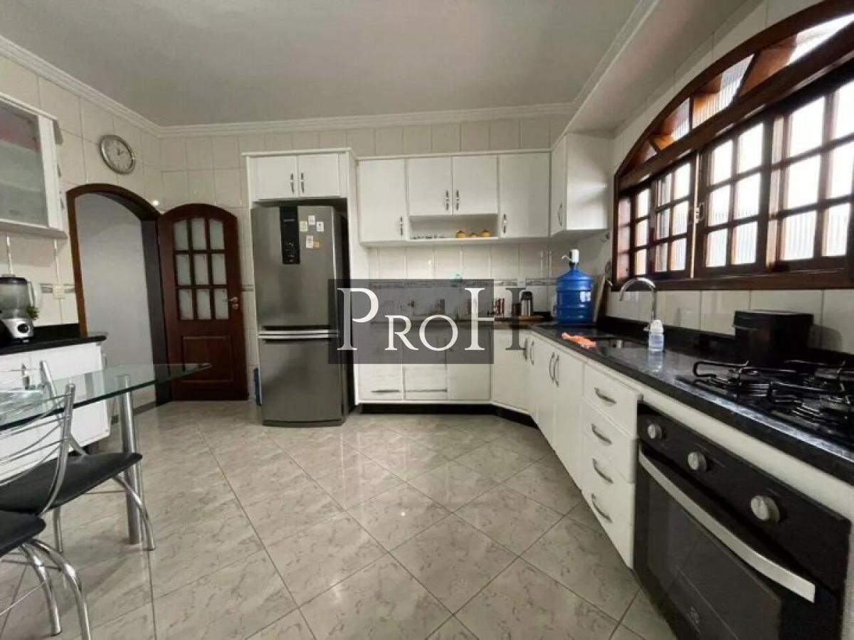 Sobrado, 3 quartos, 347 m² - Foto 2
