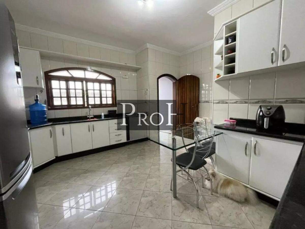 Sobrado, 3 quartos, 347 m² - Foto 12