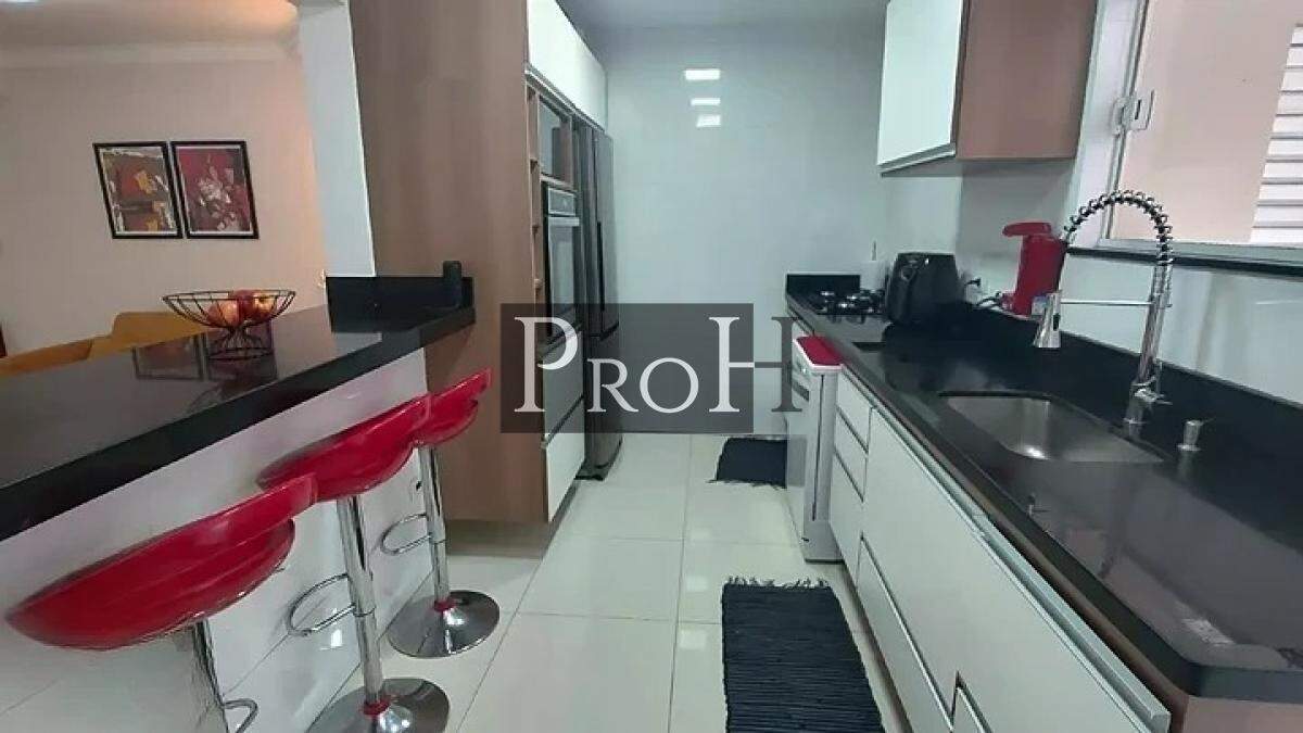 Sobrado, 4 quartos, 227 m² - Foto 4