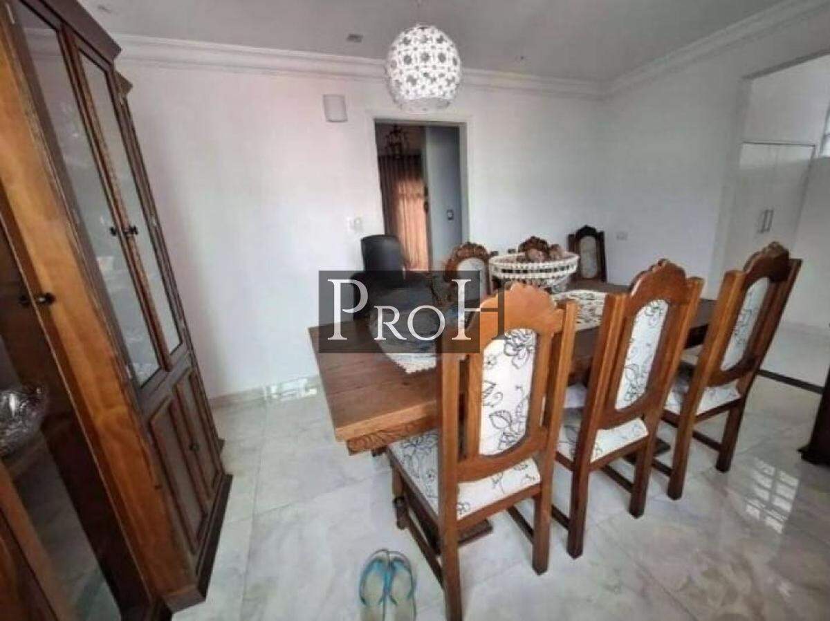 Casa, 3 quartos, 216 m² - Foto 3