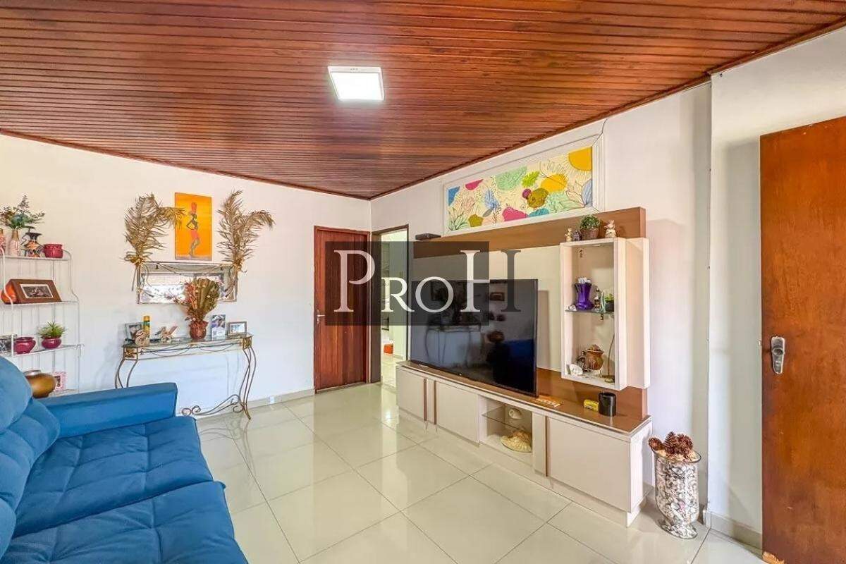 Casa, 2 quartos, 200 m² - Foto 4