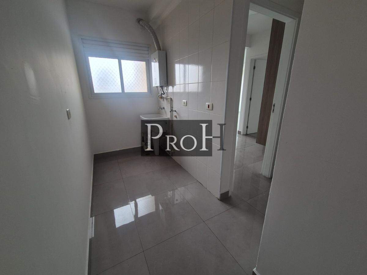 Apartamento, 3 quartos, 132 m² - Foto 2