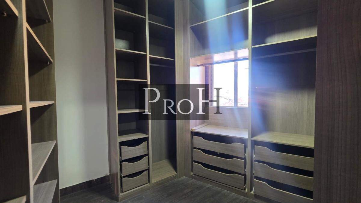 Sobrado, 3 quartos, 270 m² - Foto 13