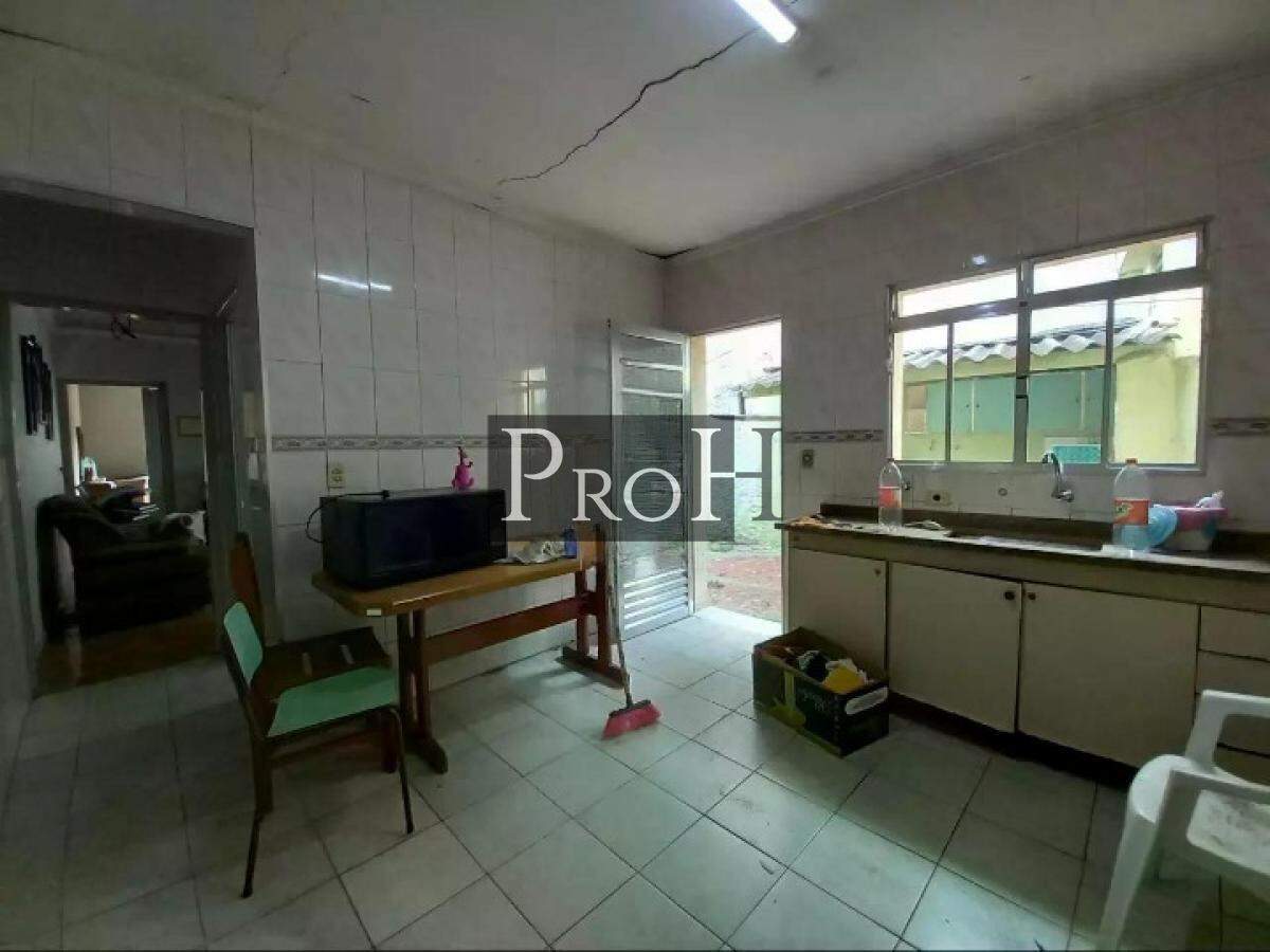 Casa, 3 quartos, 249 m² - Foto 10