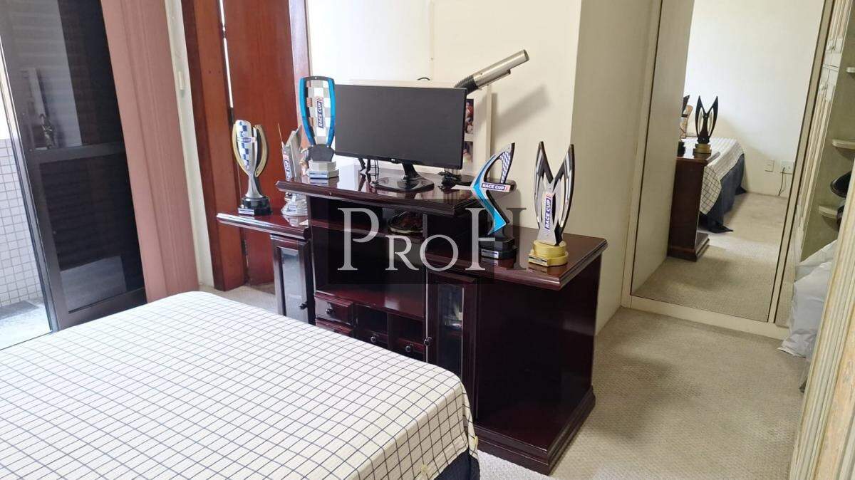Apartamento, 4 quartos, 230 m² - Foto 10