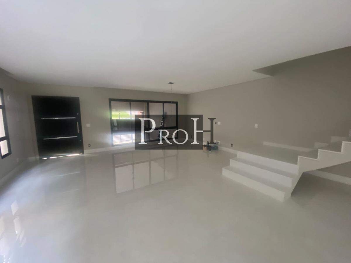 Sobrado, 4 quartos, 255 m² - Foto 1