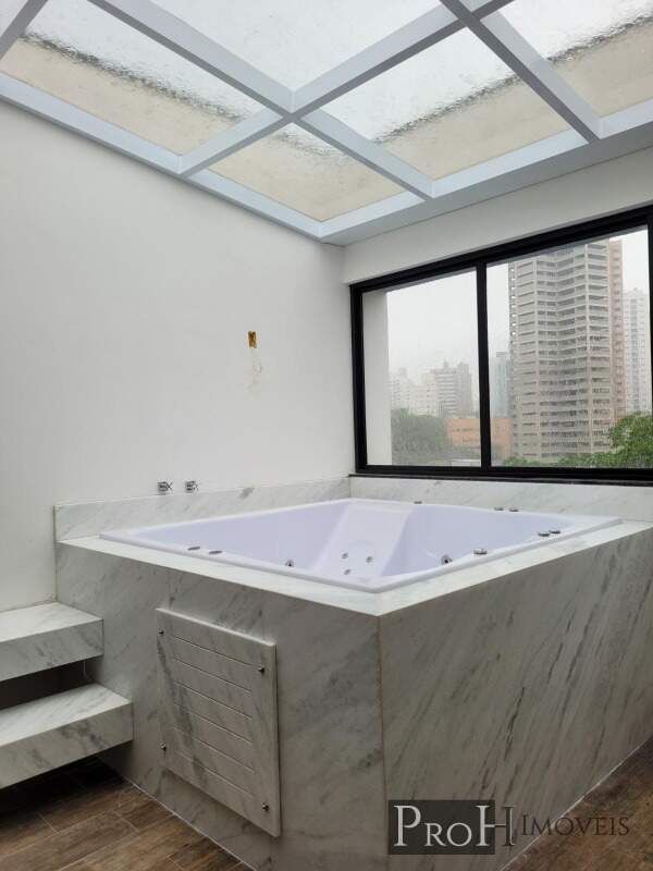 Apartamento à venda com 3 quartos, 110m² - Foto 2