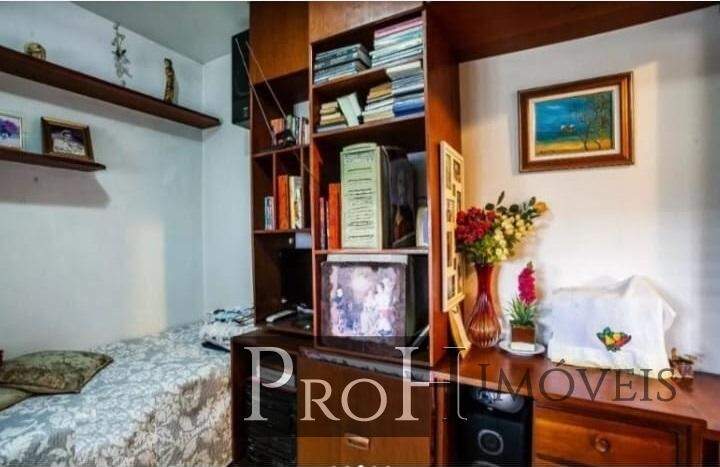 Casa à venda com 3 quartos, 194m² - Foto 8