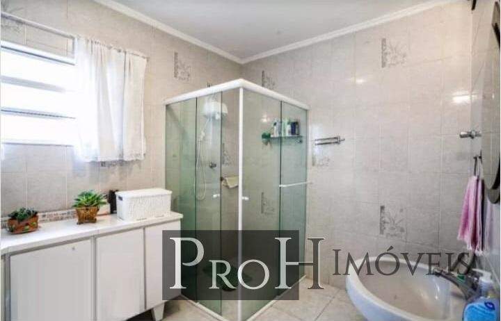Casa à venda com 3 quartos, 194m² - Foto 4