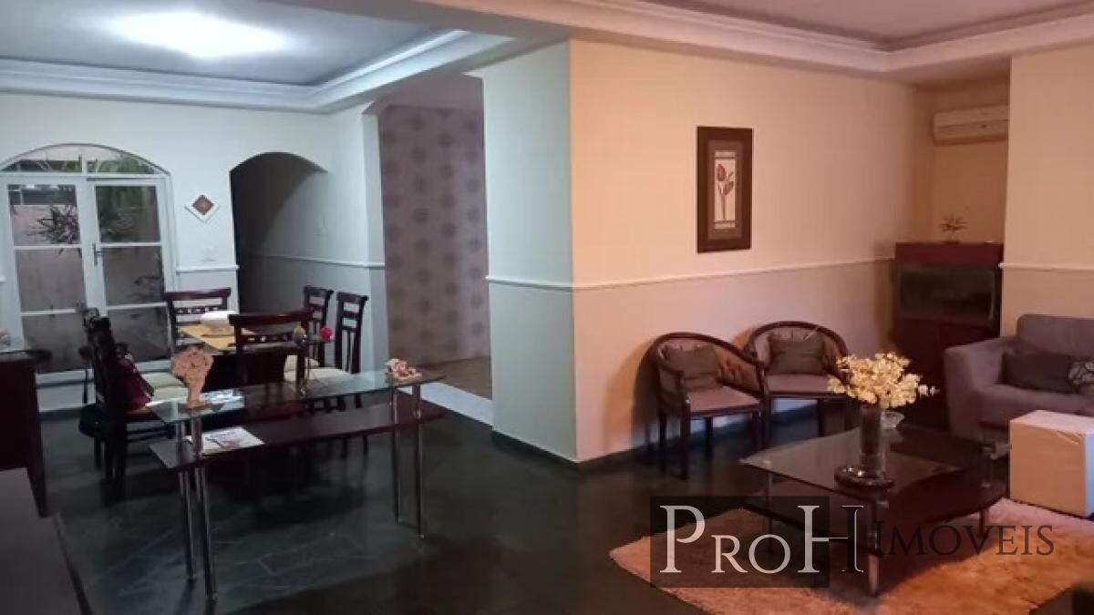 Casa, 3 quartos, 310 m² - Foto 1