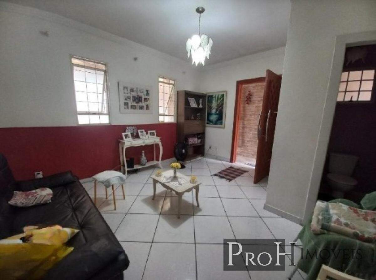 Casa à venda com 3 quartos, 205m² - Foto 20