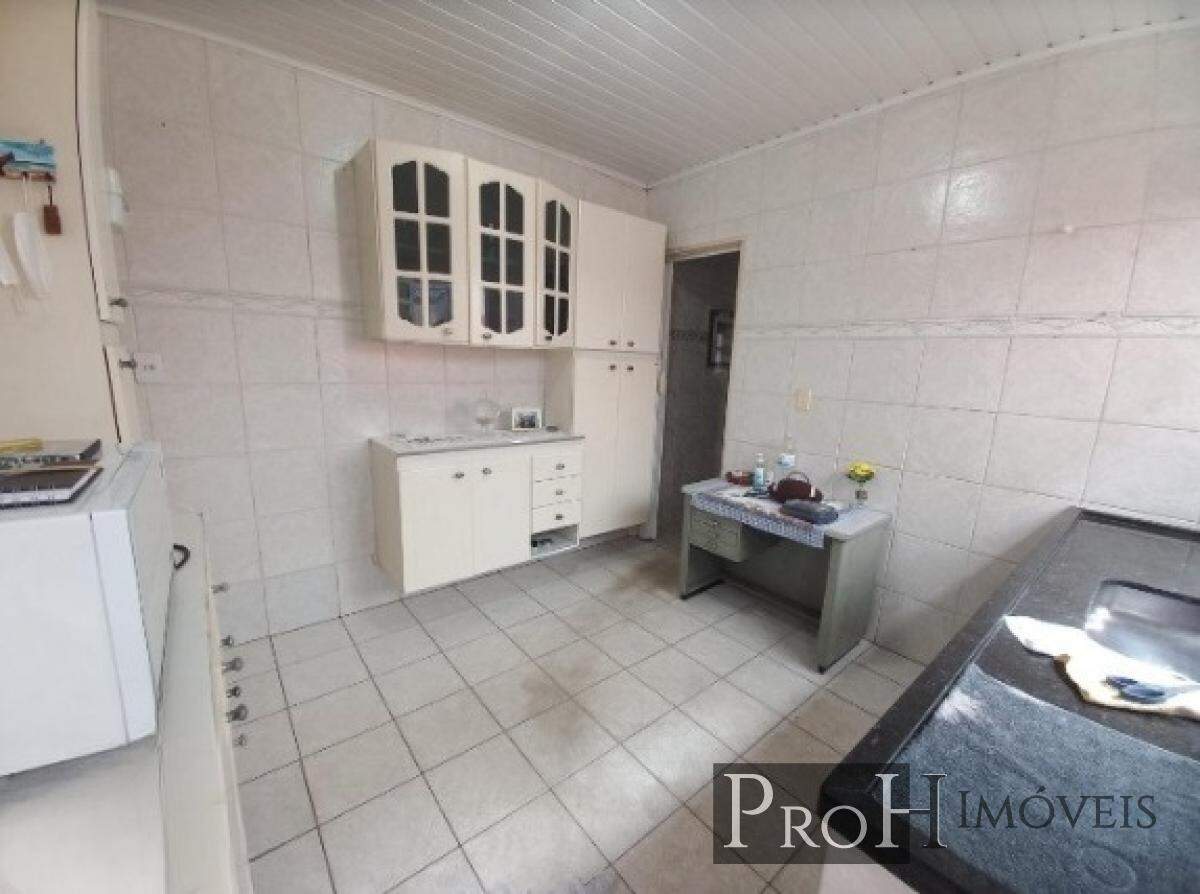 Casa à venda com 3 quartos, 205m² - Foto 16