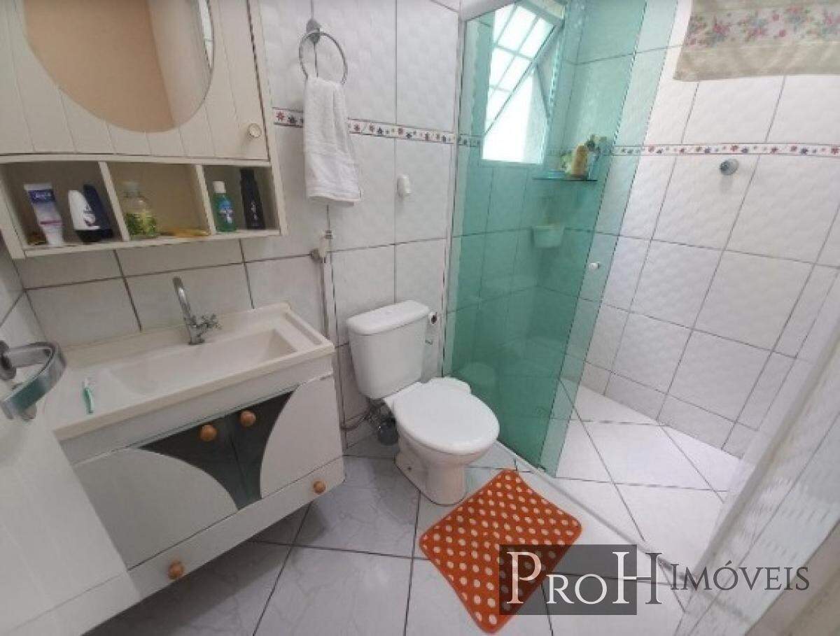 Casa à venda com 3 quartos, 205m² - Foto 8