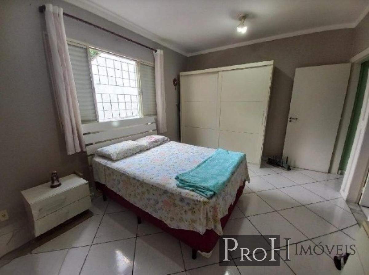 Casa à venda com 3 quartos, 205m² - Foto 15