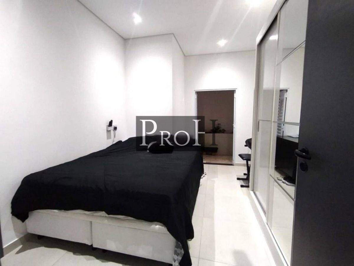 Casa à venda com 4 quartos, 200m² - Foto 19