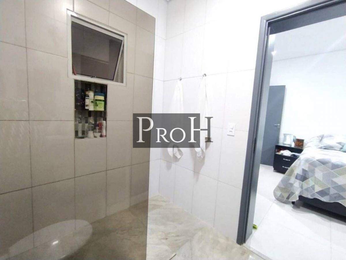 Casa à venda com 4 quartos, 200m² - Foto 20