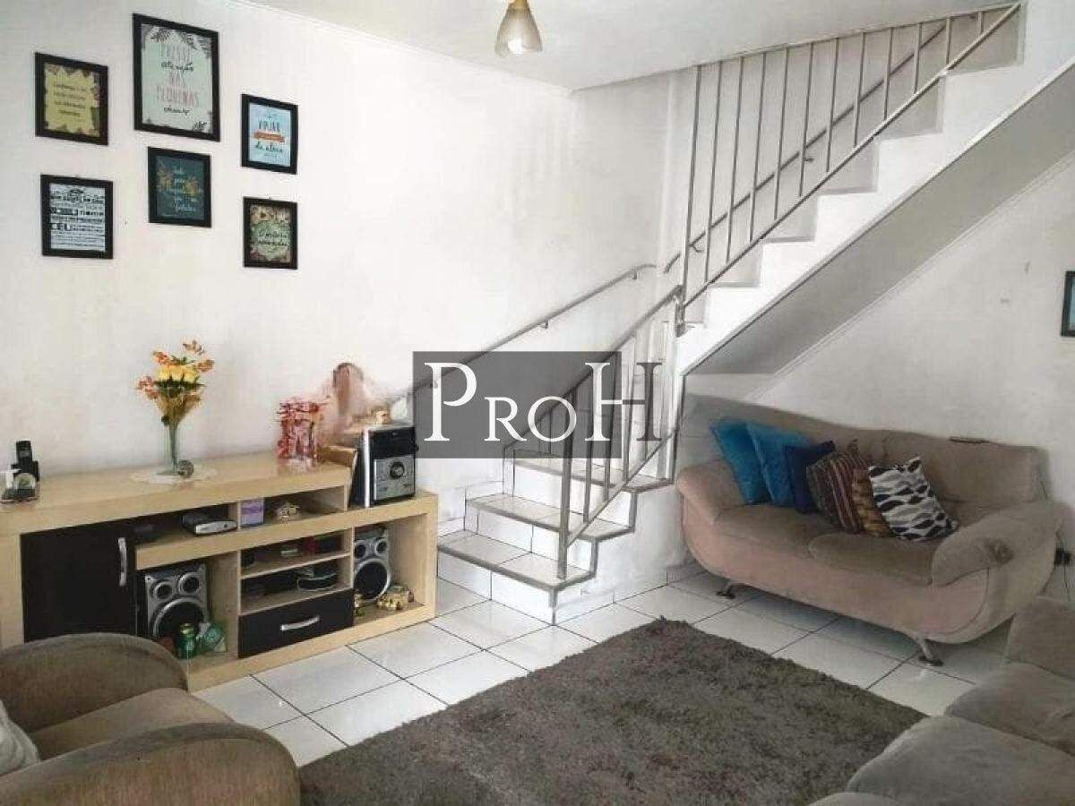 Casa à venda com 3 quartos, 234m² - Foto 1