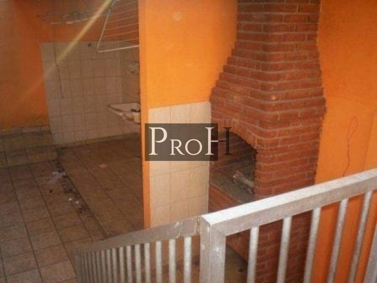 Casa à venda com 3 quartos, 234m² - Foto 4