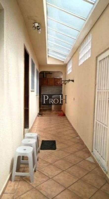 Casa à venda com 3 quartos, 234m² - Foto 3