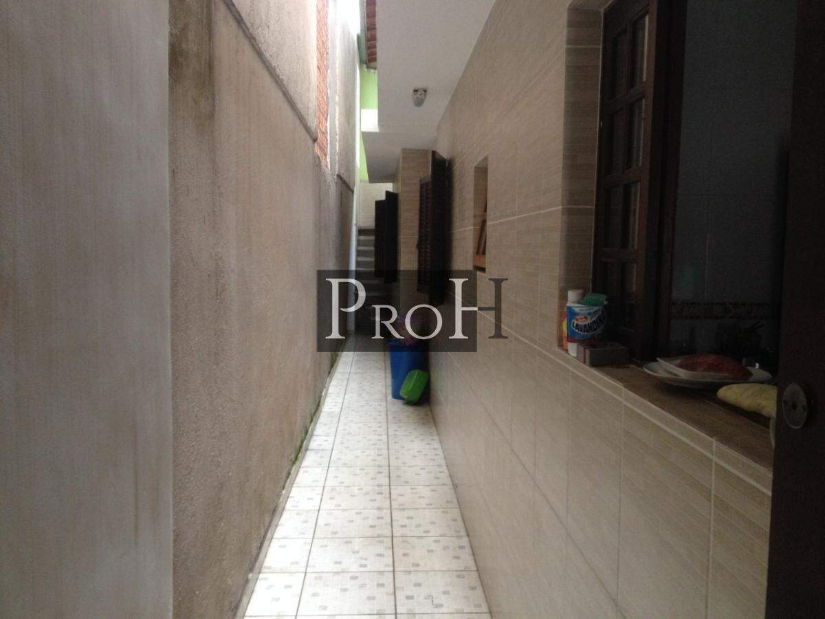 Sobrado à venda com 2 quartos, 240m² - Foto 3
