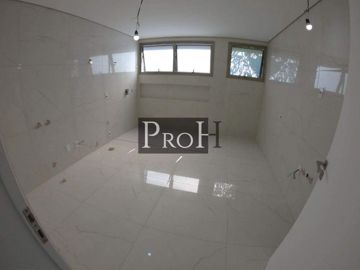 Sobrado, 6 quartos, 950 m² - Foto 25