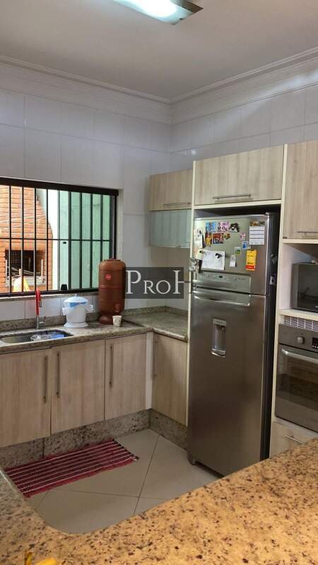 Sobrado à venda com 4 quartos, 200m² - Foto 24