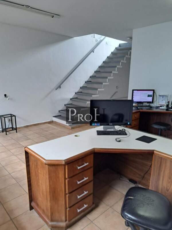 Depósito-Galpão, 164 m² - Foto 1