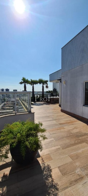 Cobertura, 4 quartos, 573 m² - Foto 2