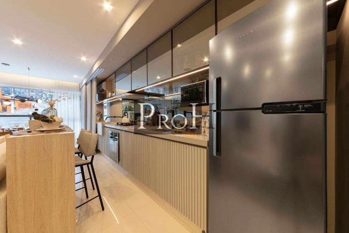 Apartamento à venda com 2 quartos, 79m² - Foto 18