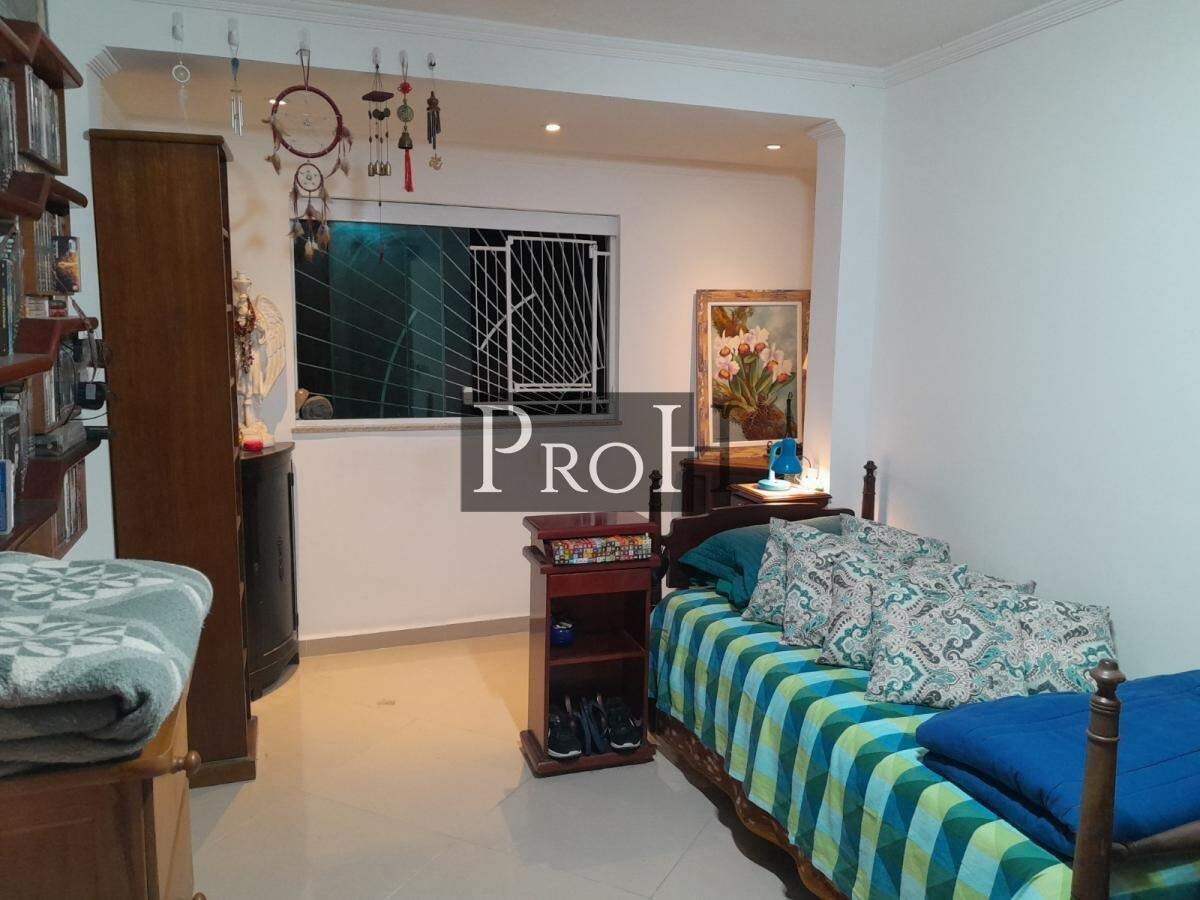 Casa à venda com 4 quartos, 222m² - Foto 14