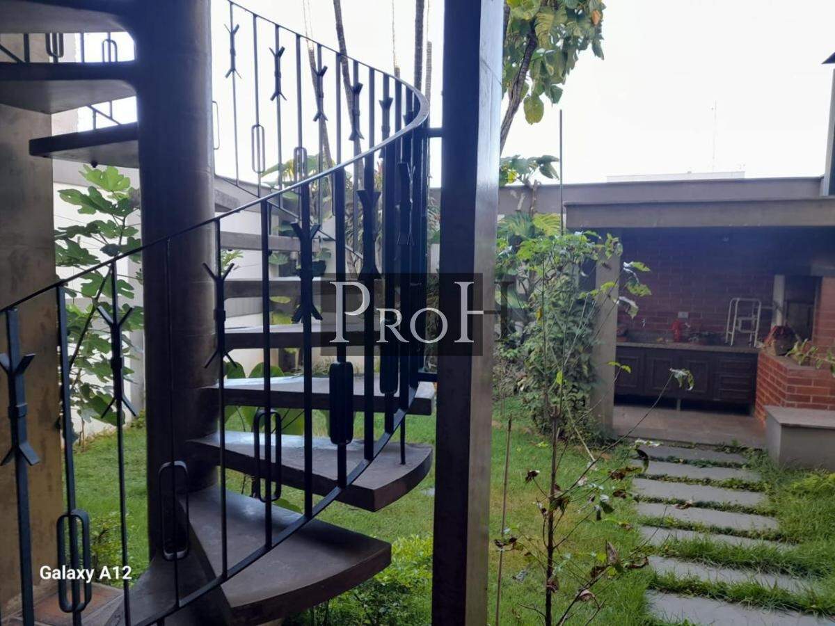 Sobrado à venda com 2 quartos, 600m² - Foto 22