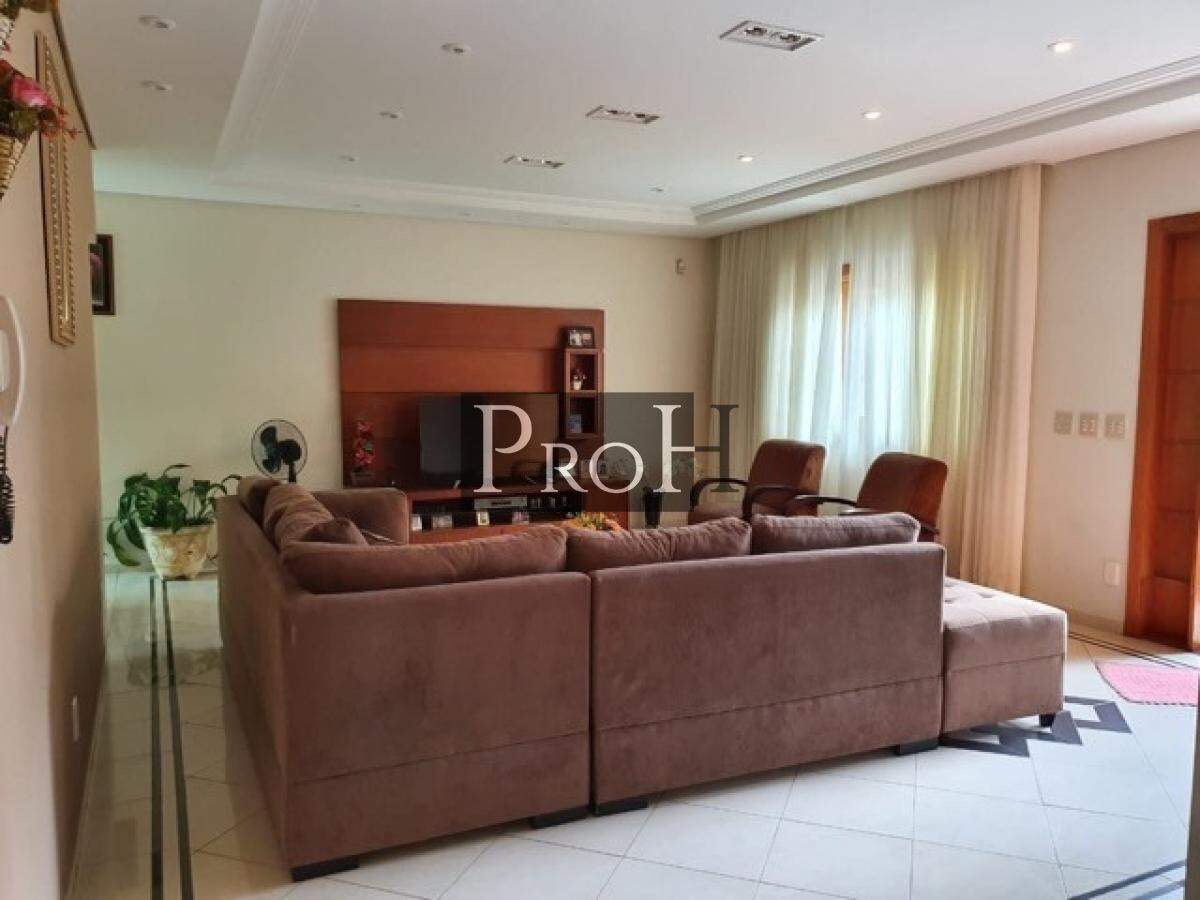 Casa à venda com 3 quartos, 310m² - Foto 4