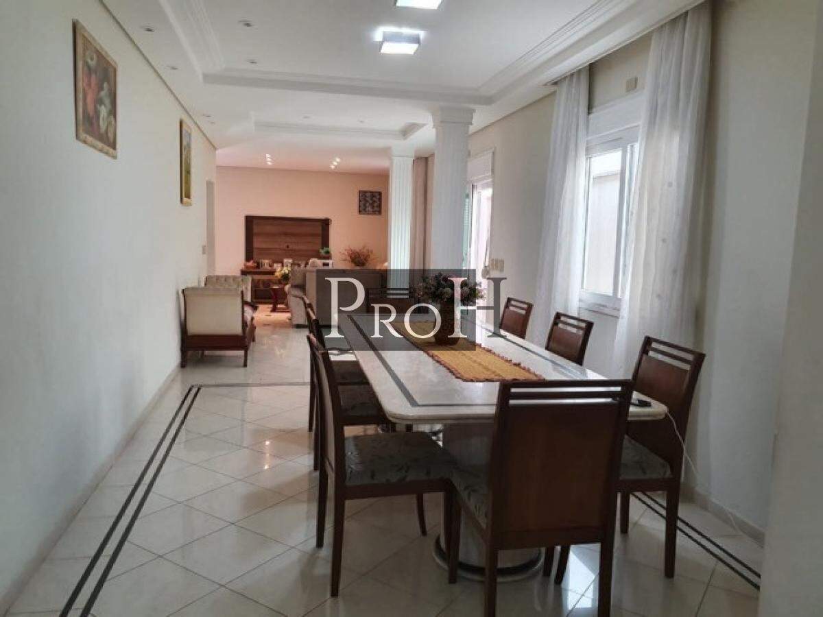Casa à venda com 3 quartos, 310m² - Foto 5