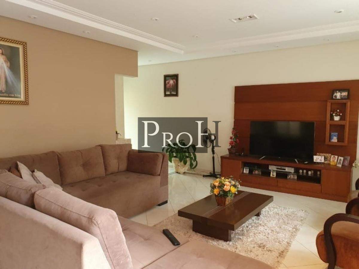 Casa à venda com 3 quartos, 310m² - Foto 1