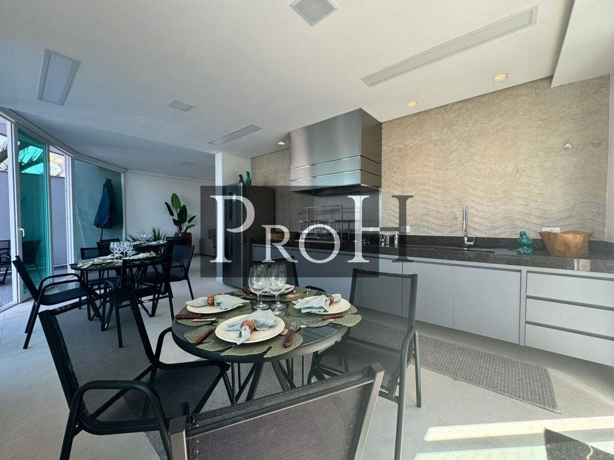 Casa de Condomínio à venda com 4 quartos, 548m² - Foto 7