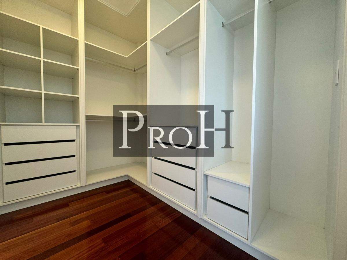 Casa de Condomínio à venda com 4 quartos, 548m² - Foto 13