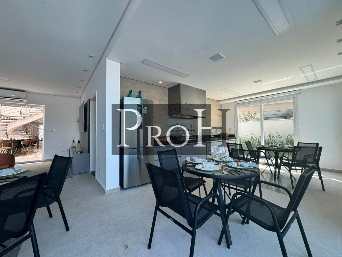 Casa de Condomínio à venda com 4 quartos, 548m² - Foto 5