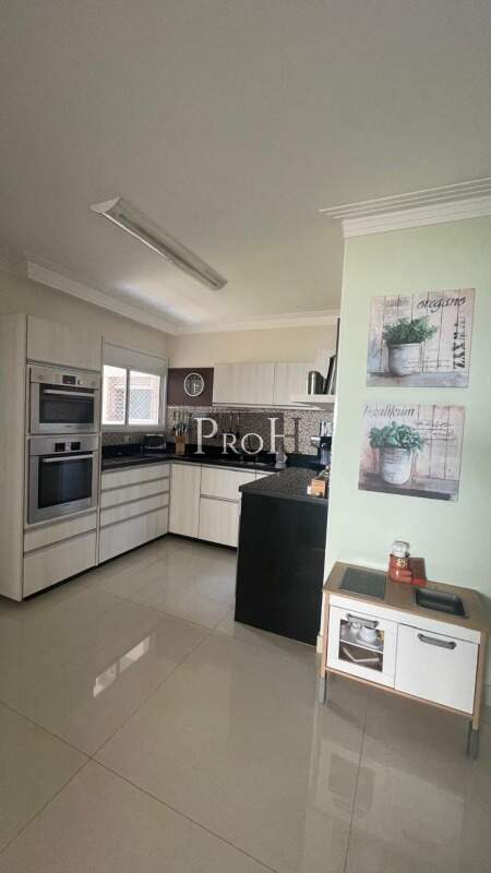 Apartamento à venda com 3 quartos, 172m² - Foto 7