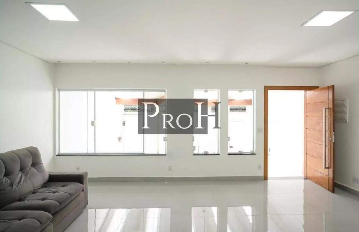 Casa à venda com 2 quartos, 157m² - Foto 1