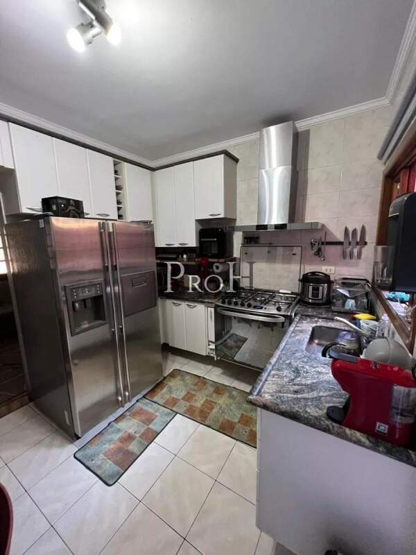 Sobrado à venda com 2 quartos, 167m² - Foto 3