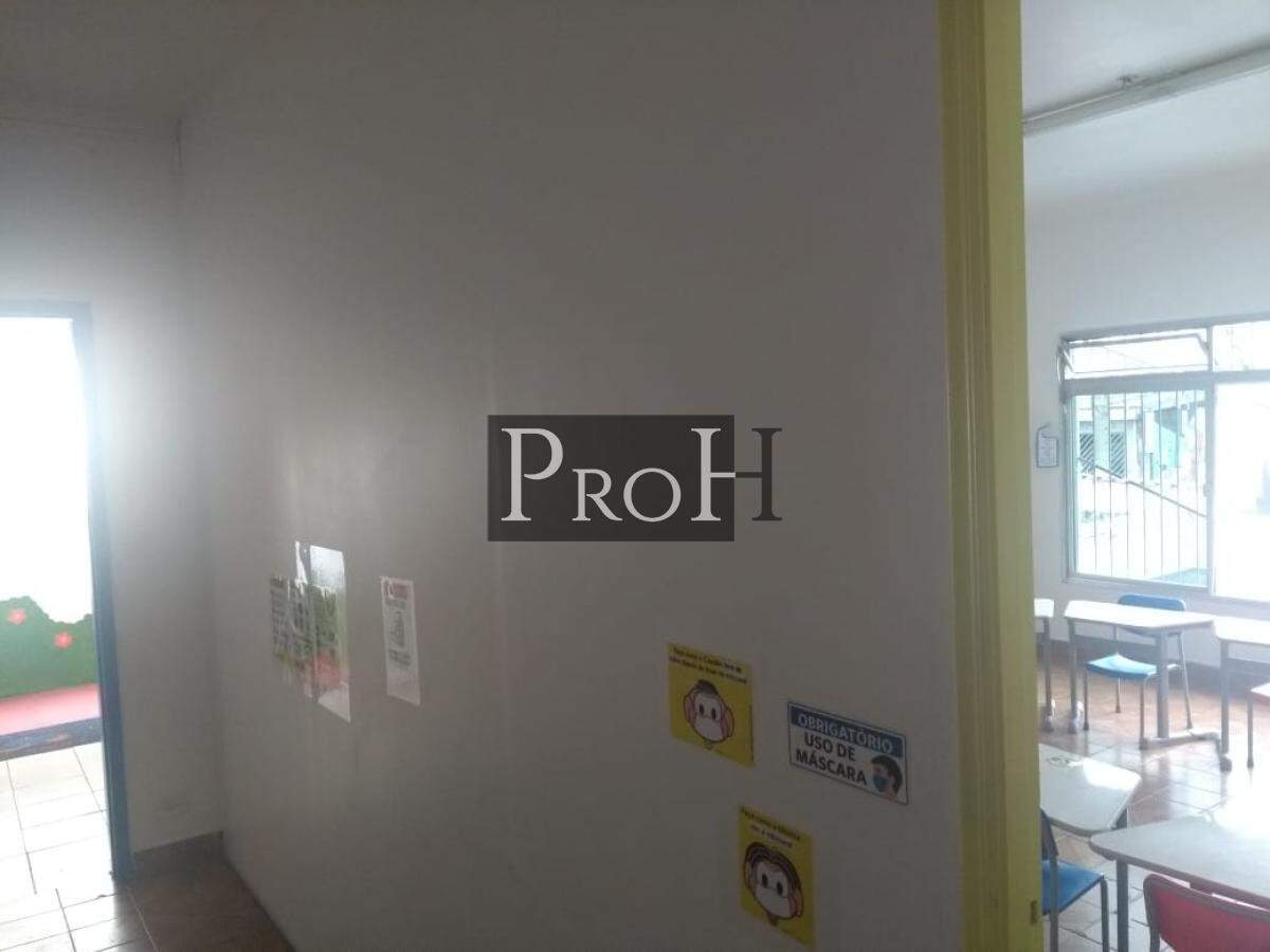 Casa à venda com 4 quartos, 319m² - Foto 8