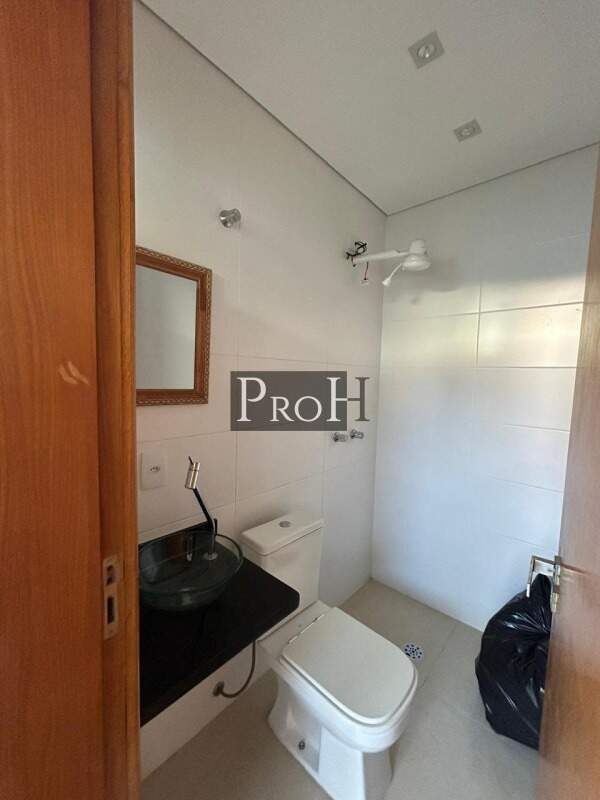 Sobrado à venda com 2 quartos, 250m² - Foto 25
