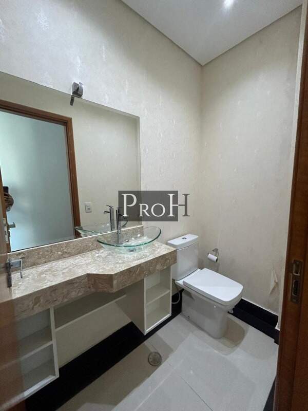 Sobrado à venda com 2 quartos, 250m² - Foto 23