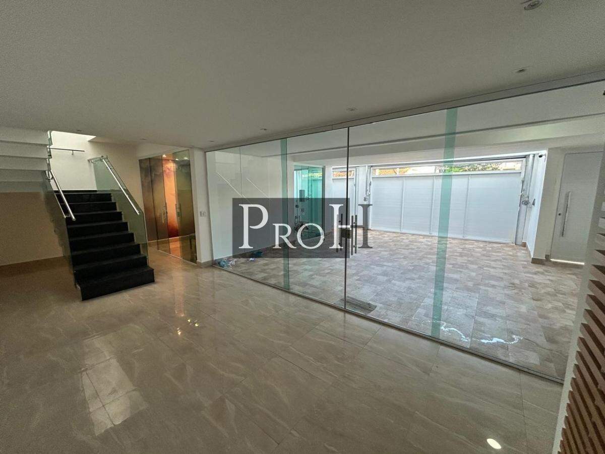 Sobrado à venda com 2 quartos, 250m² - Foto 8
