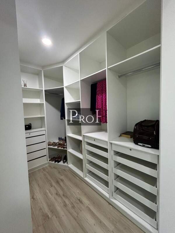Sobrado à venda com 2 quartos, 250m² - Foto 15
