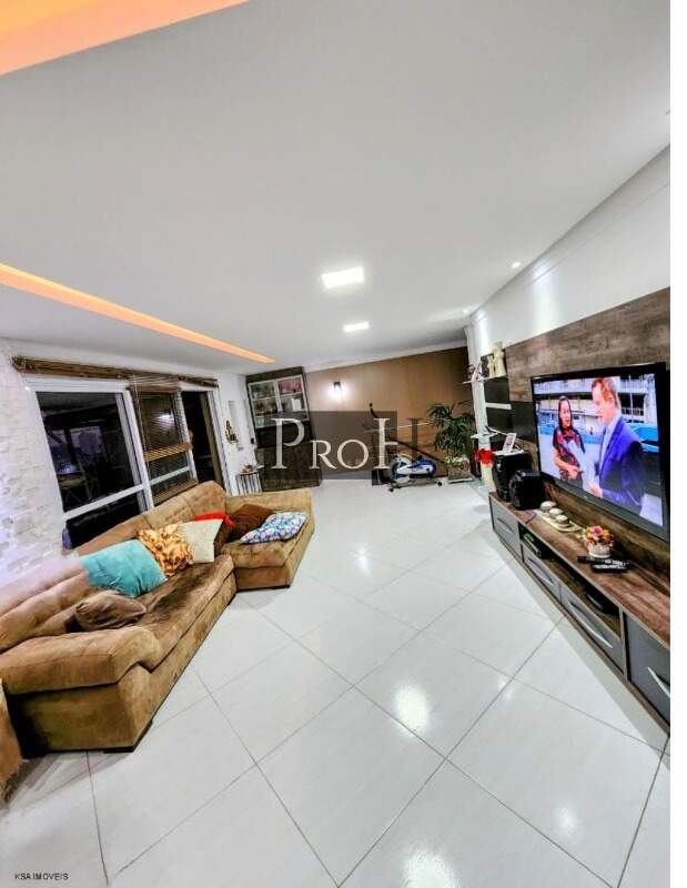 Cobertura à venda com 4 quartos, 270m² - Foto 2