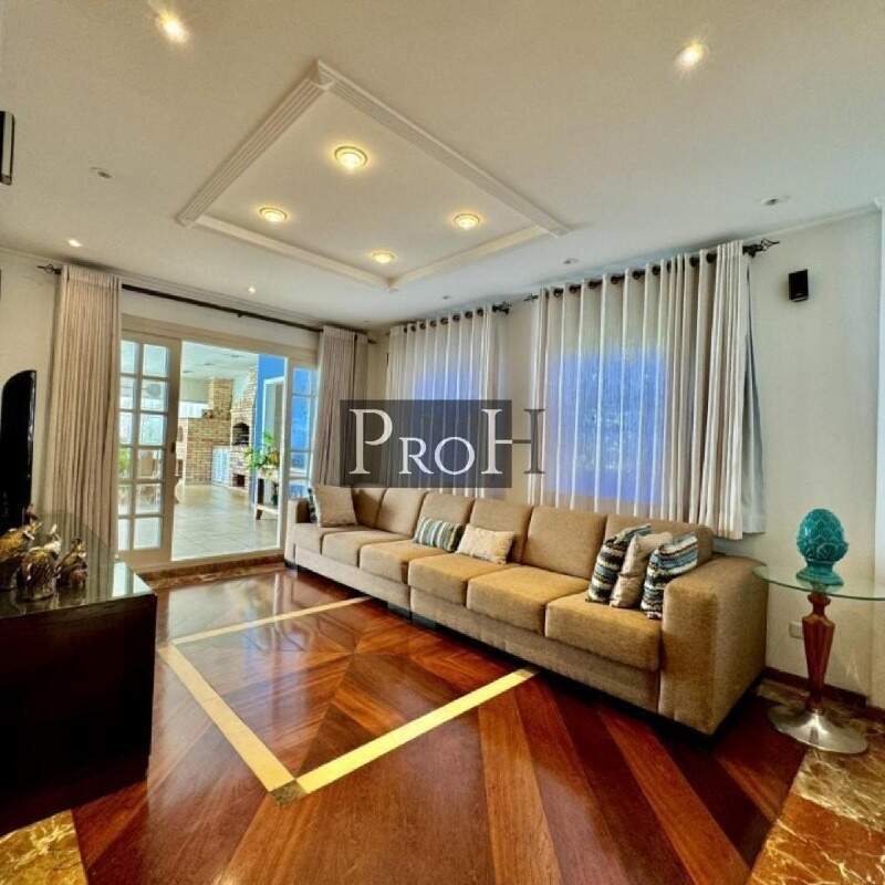 Casa de Condomínio à venda com 5 quartos, 580m² - Foto 1