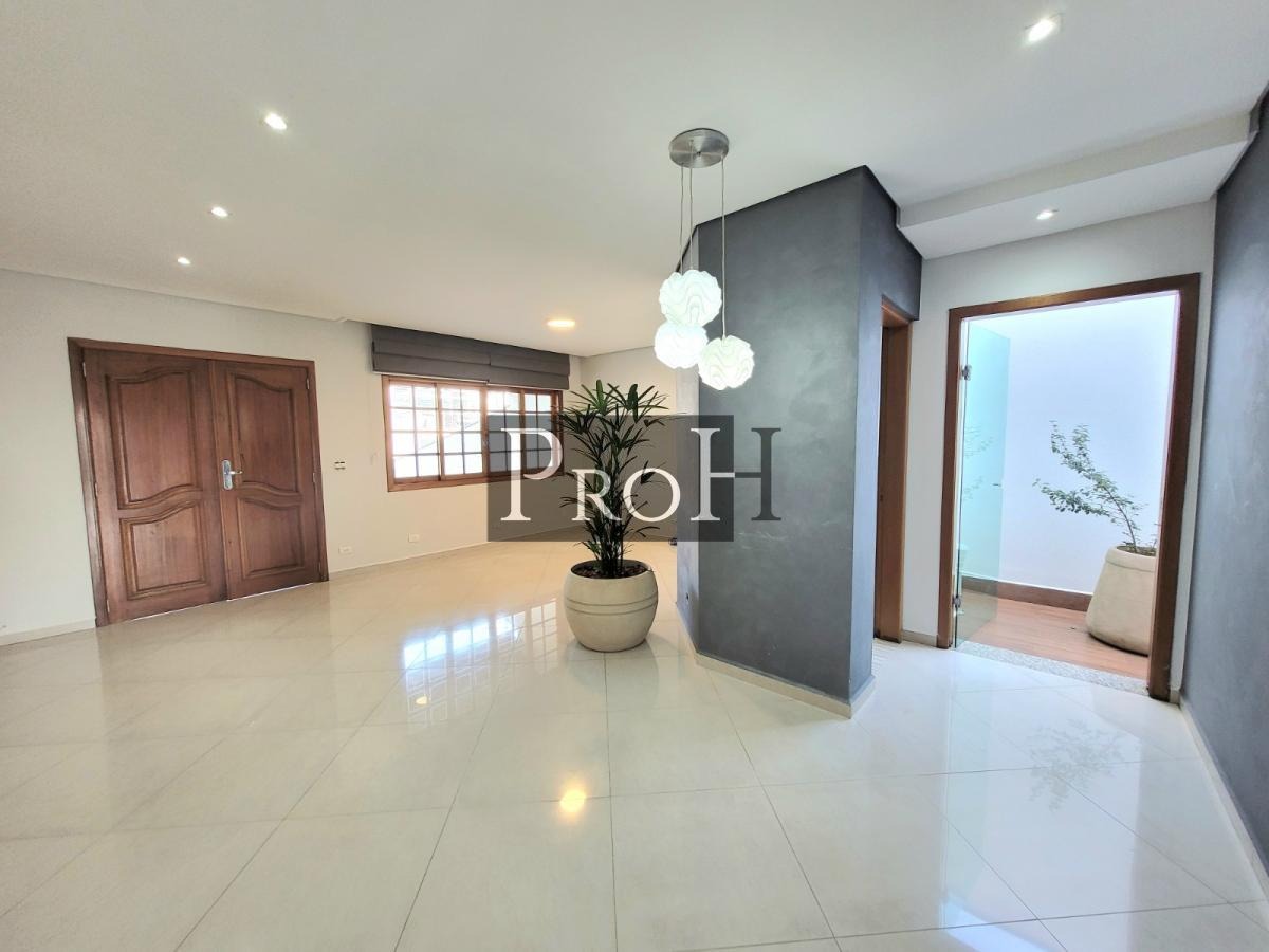 Sobrado, 3 quartos, 245 m² - Foto 2