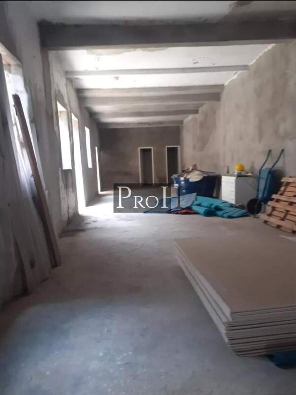 Depósito-Galpão-Armazém para alugar, 240m² - Foto 1